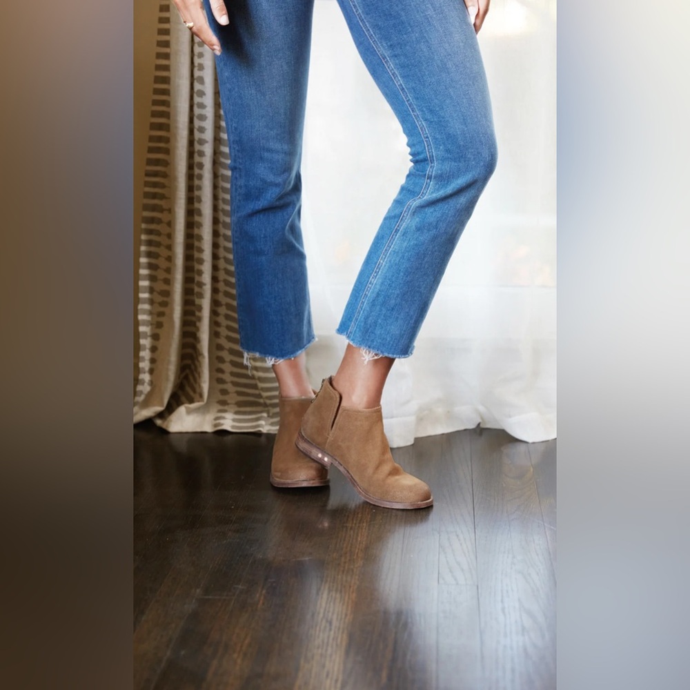 Beek Falcon suede ankle booties - Picture 3 of 9